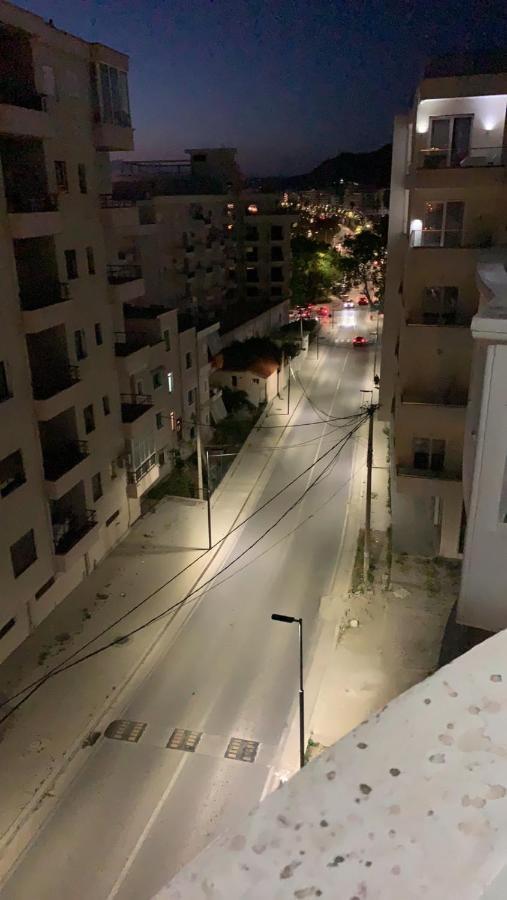 Julia Apartments Vlorë Екстериор снимка