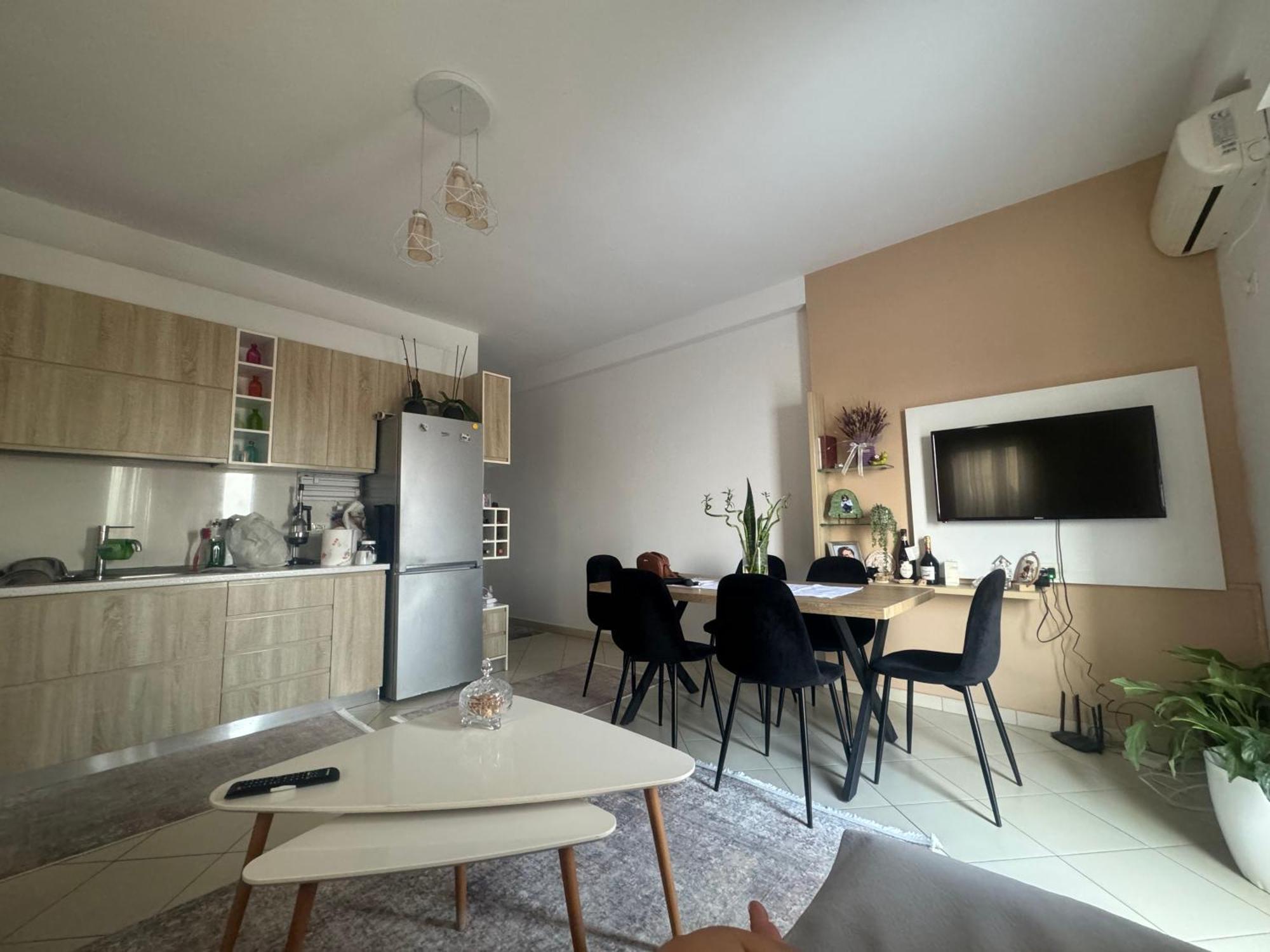 Julia Apartments Vlorë Екстериор снимка