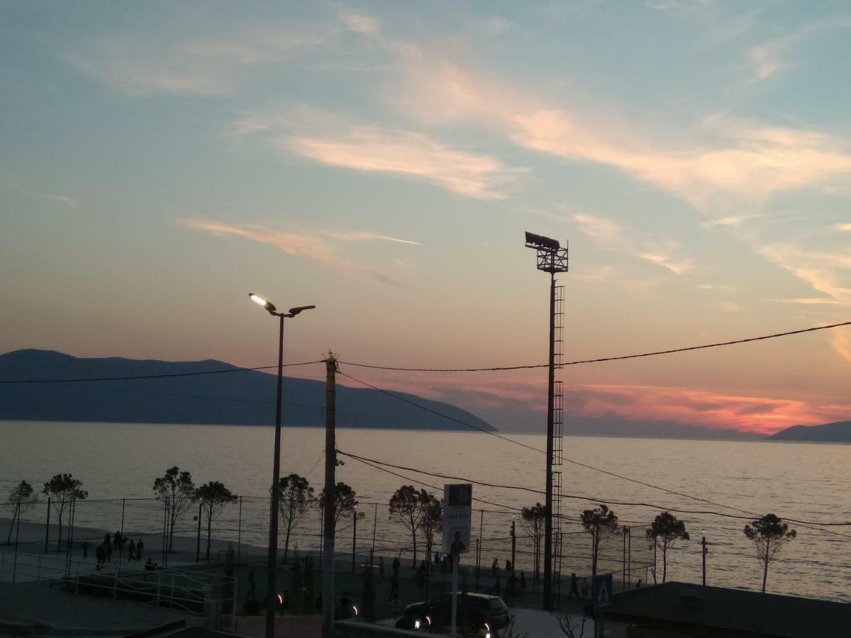 Julia Apartments Vlorë Екстериор снимка