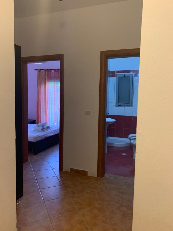 Julia Apartments Vlorë Екстериор снимка
